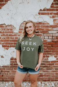 SEEK JOY Short Sleeve Tee