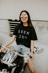 SEEK JOY Short Sleeve Tee